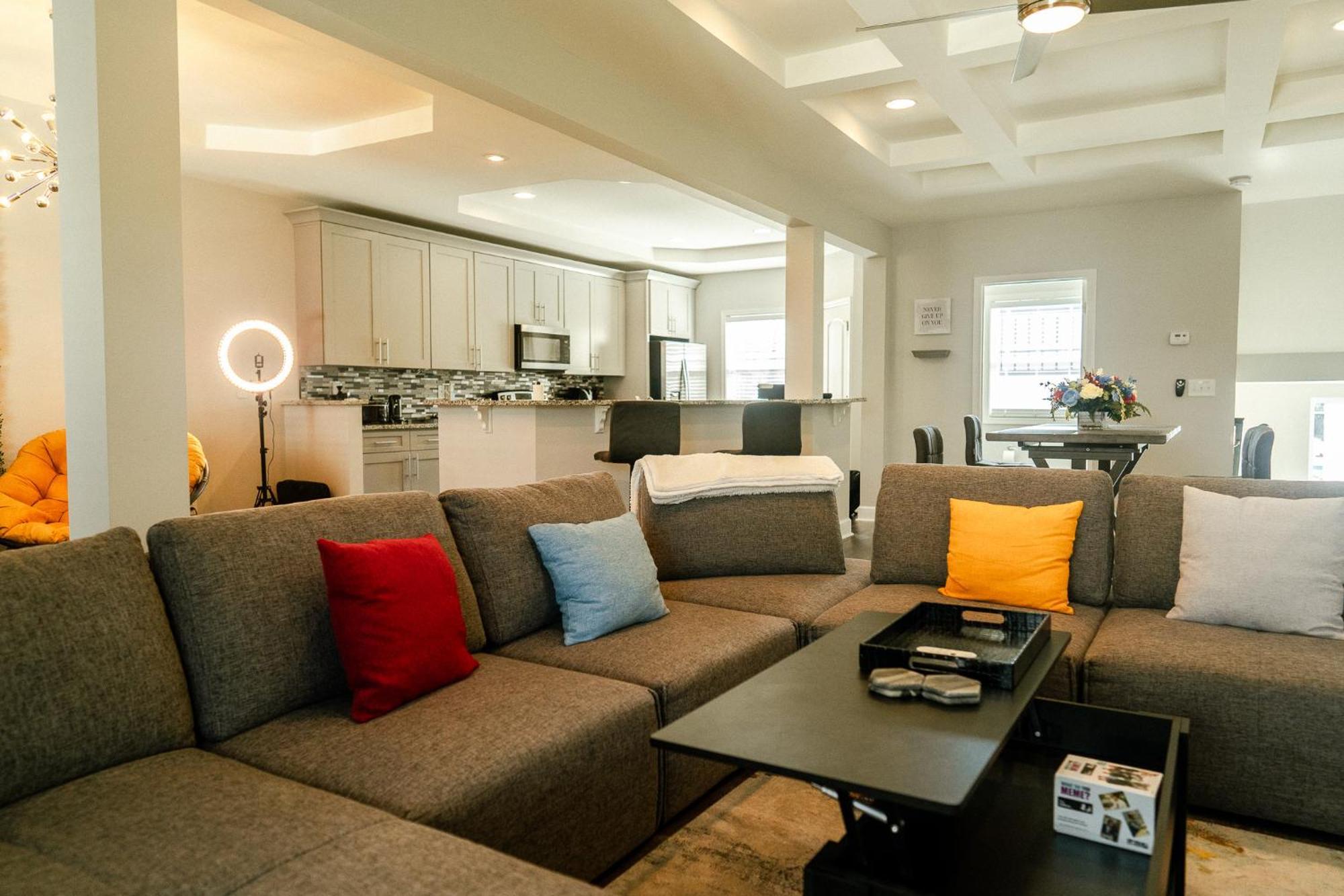 Enjoy This Mini-Mansion Near Downtown And The Airport! Atlanta Luaran gambar